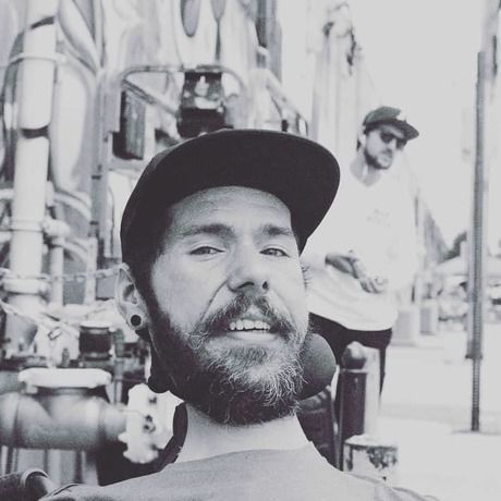 32595162 10210539435232197 2426085085431201792 o