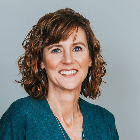 Michelle clayton headshot square small