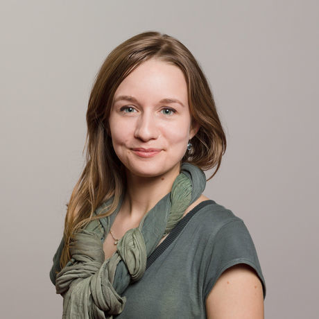 Jen portrait 2018 edited