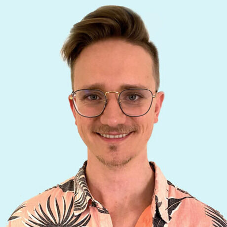 Headshot 2022 6318 sq n