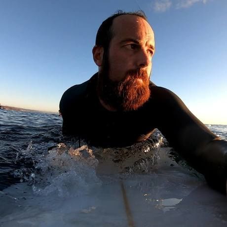 Surf profile pic