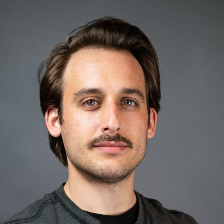 Headshot 2019 square