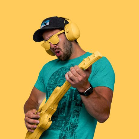 Michael dow b 760x760