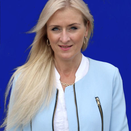 Maiu sinisel tautal