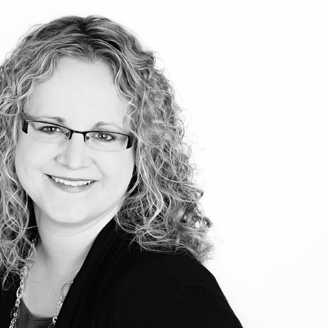 Hoffarthanita webonly bw