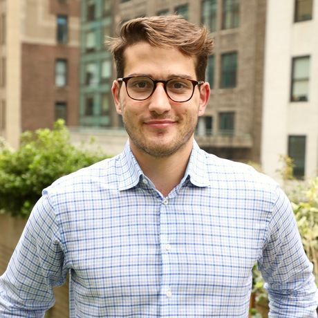 Linkedin profile pic