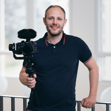 Malte mit gimbal back