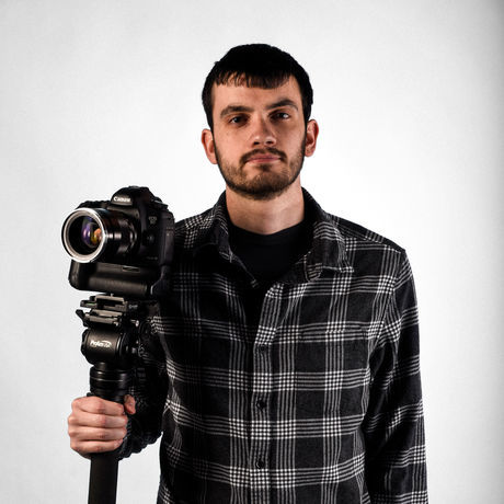 Square headshot 2018 tall 2