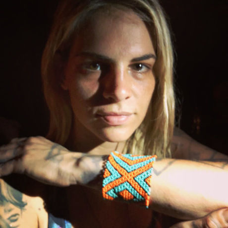 8c0ad01f 46d5 479d 9f23 925a061540f9