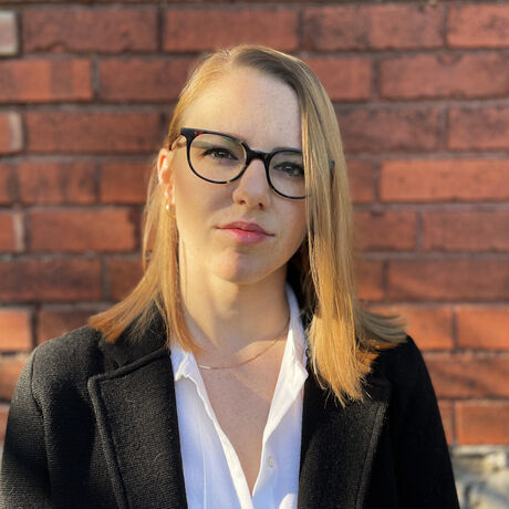 2021 headshot robinson2