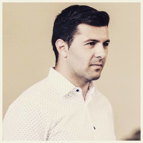 Domnul ca%cc%86sa%cc%86torescu