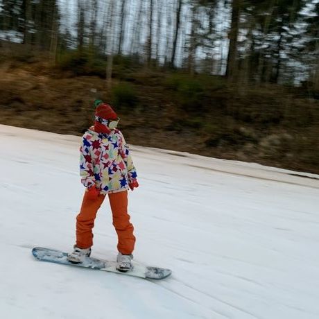 42071932 da64 4581 9bd0 f840fca0a238