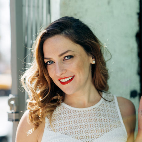 Jessie rogowski headshot underscore