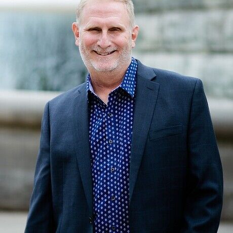 Bobschultz2021headshot b