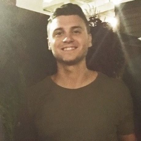 T03palyrj u76scrn7m eff8bad50291 1024