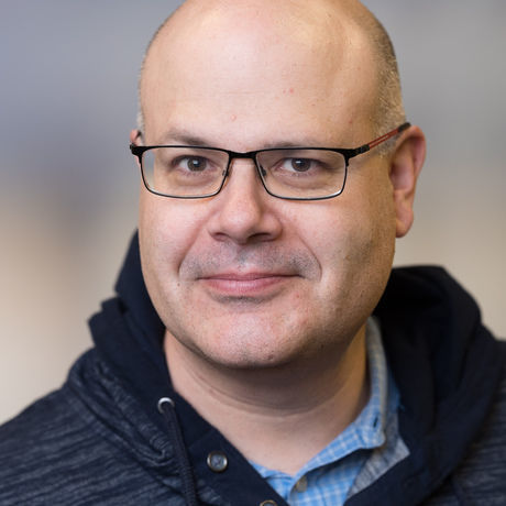 Headshot2018dennisschleicher 2