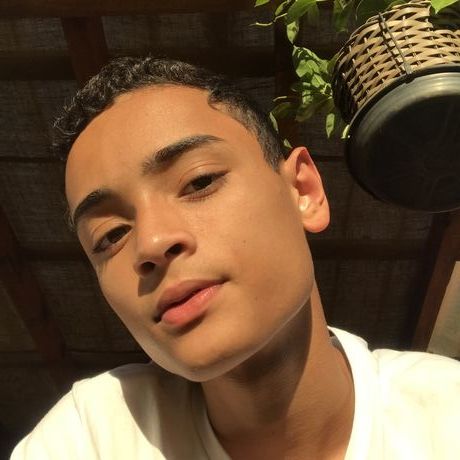 93ce7021 0005 4aec 80c8 f155a296e48e