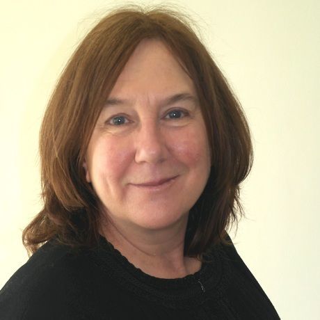 Sara unwin headshot