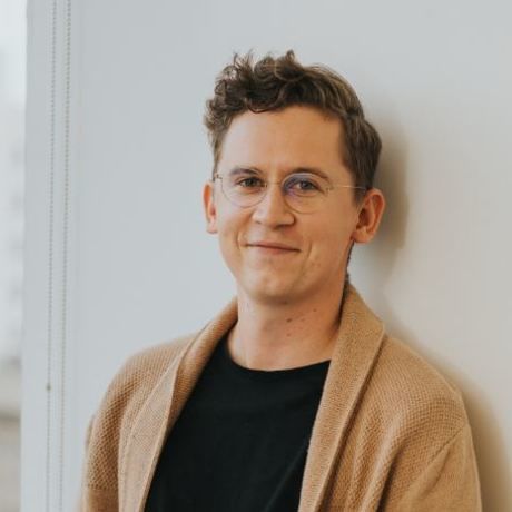 Oliver personal headshot