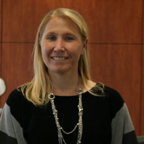 Headshot.sunshine crop