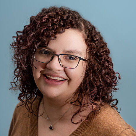 Esj headshots 081 sq