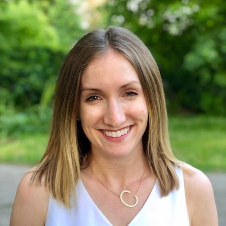 Caitlin chase headshot