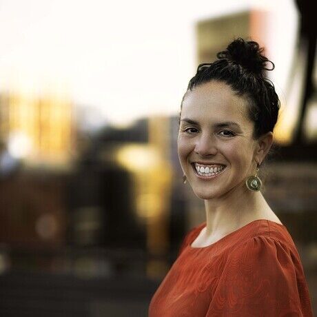 Samanthal headshot lowres