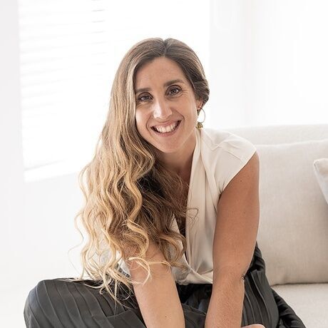 Maxwellartphotography personalbranding brandingphotography studioday 17032025 caro 19caroline grewar storytelling 2025 traurednerin celebrant wedding