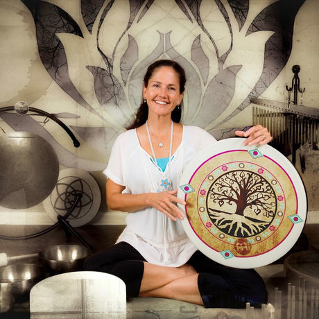 Karen renee bio photo