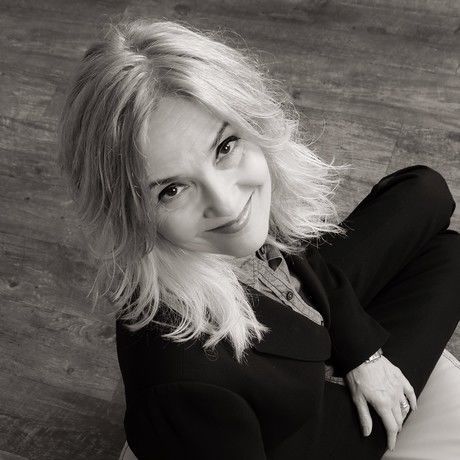 Val headshot 12 2018