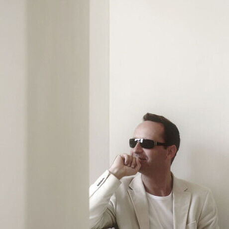 Tino saatchi gallery