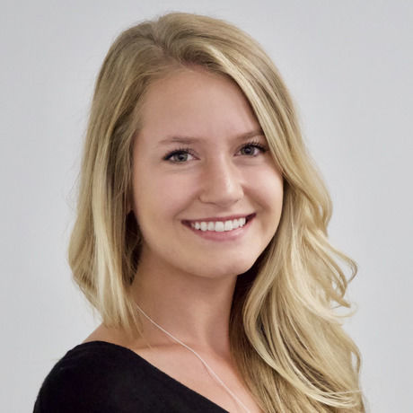 Sylvia headshot linkedin