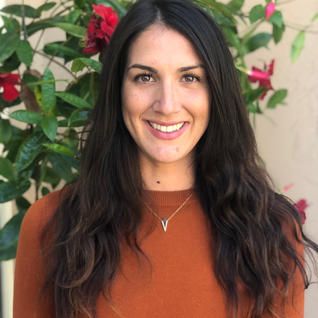 Cristi alvarez headshot