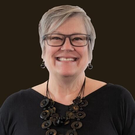 Debbie swanson headshot 2024 linkedin