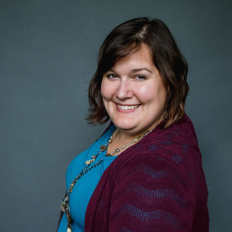 Beth menduni  square headshot