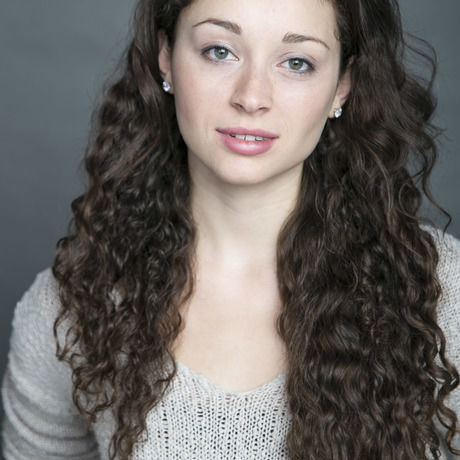 Thalia k headshot