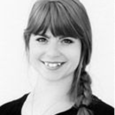 Kelli bw headshot