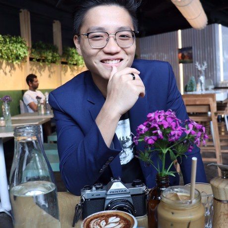 Photo6055217599286979167