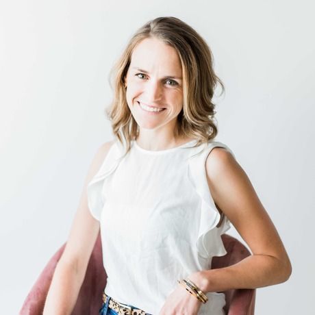 Emma dorge head shot
