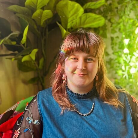 Amanda headshot 2023