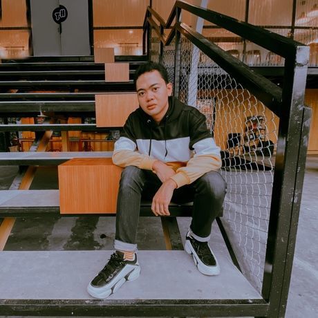 7d90f57c d7a7 4be1 8a83 6435b5e9b6f0