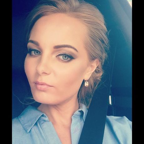 C6b1edb2 15db 49b6 b9cc 39cb3c51c6bf