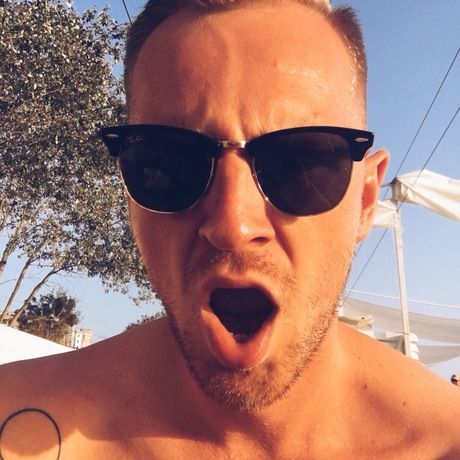 89a62b2d 7a89 47de bd21 b3494c529174