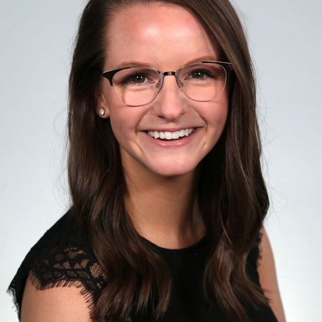 Annie rogerson headshot2