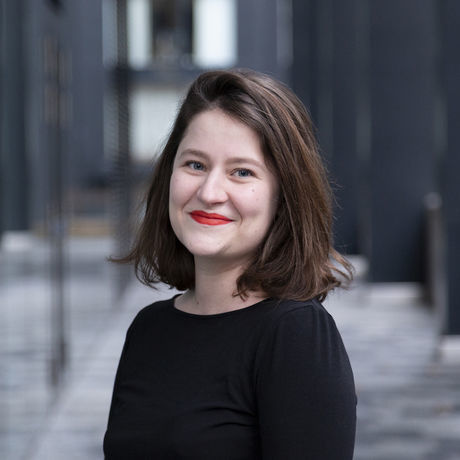 Esther web sq