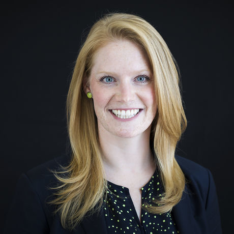 Libby headshot 2 web size