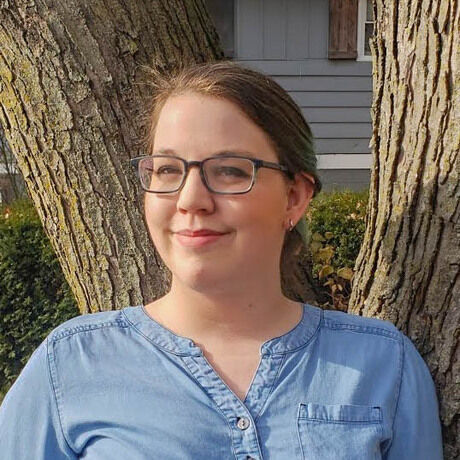 Danielle badura sq 1