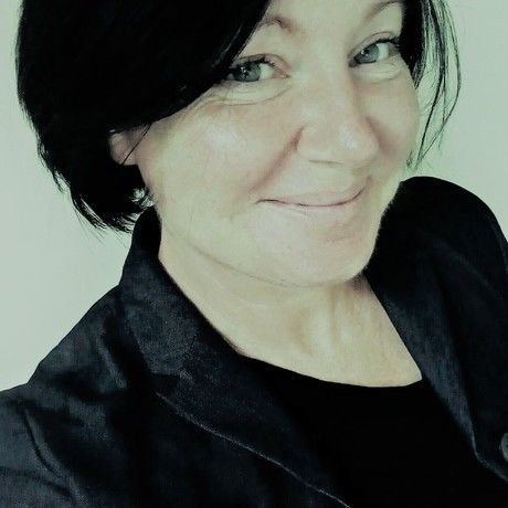 Kate in blue jacket cropped