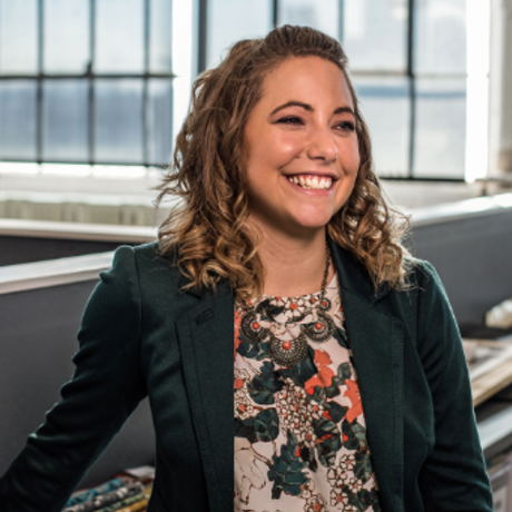 Abigail richart  headshot