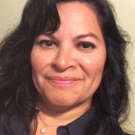 Carmen abascal   headshot